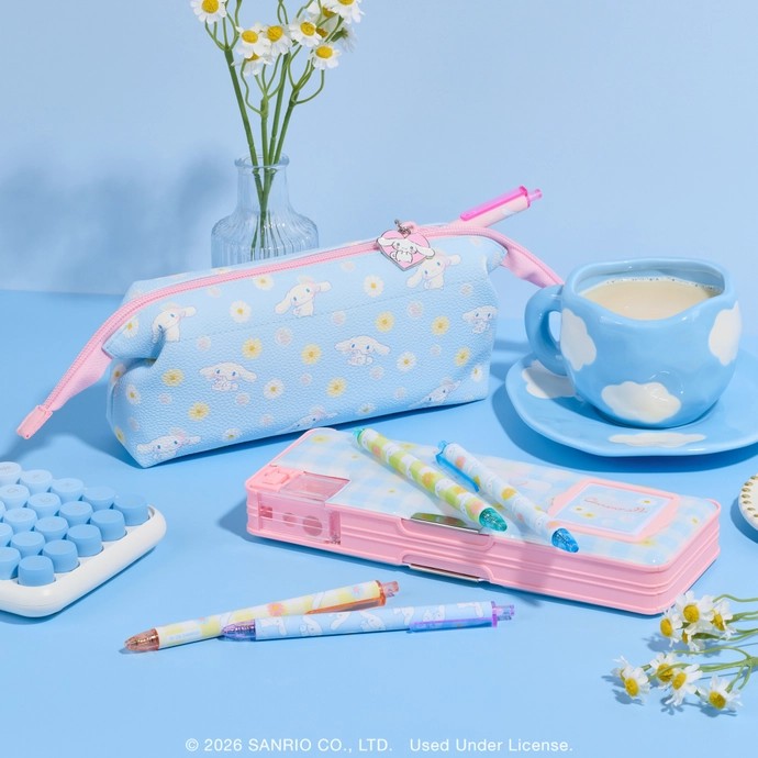 Cinnamoroll Sweet Daisies Pencil Case