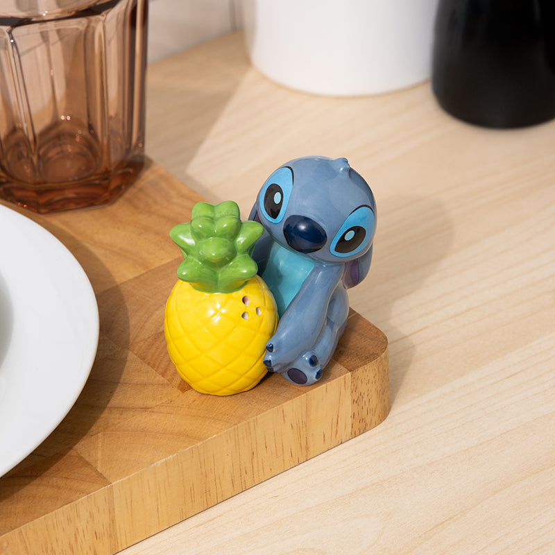 Stitch Salt & Pepper Set