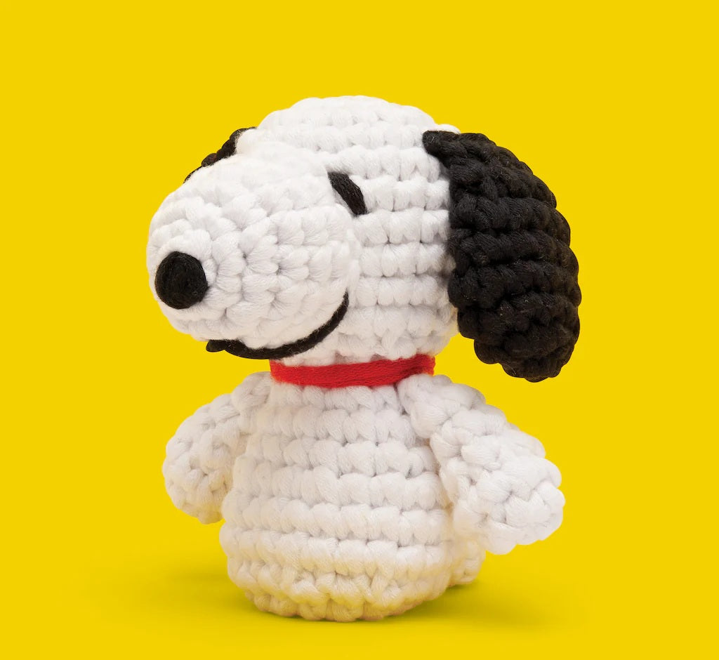 Woobles Peanuts Snoopy Beginner Crochet Kit