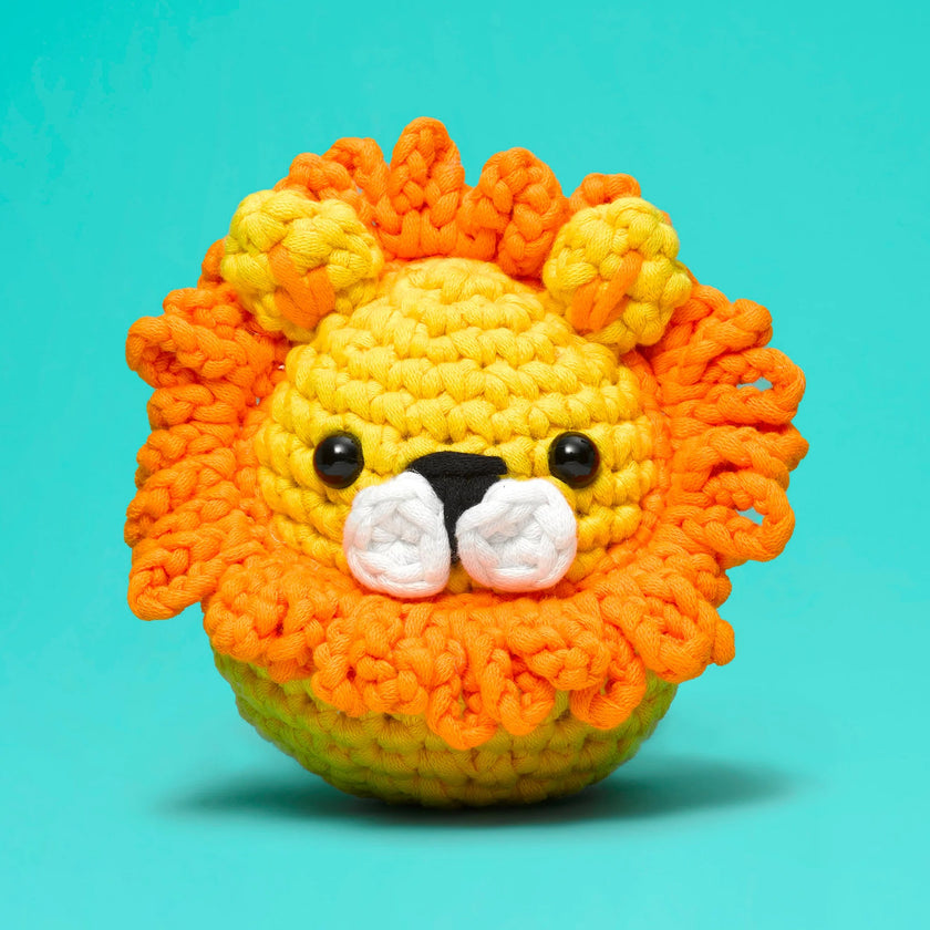 Woobles Sebastian The Lion Beginner Crochet Kit