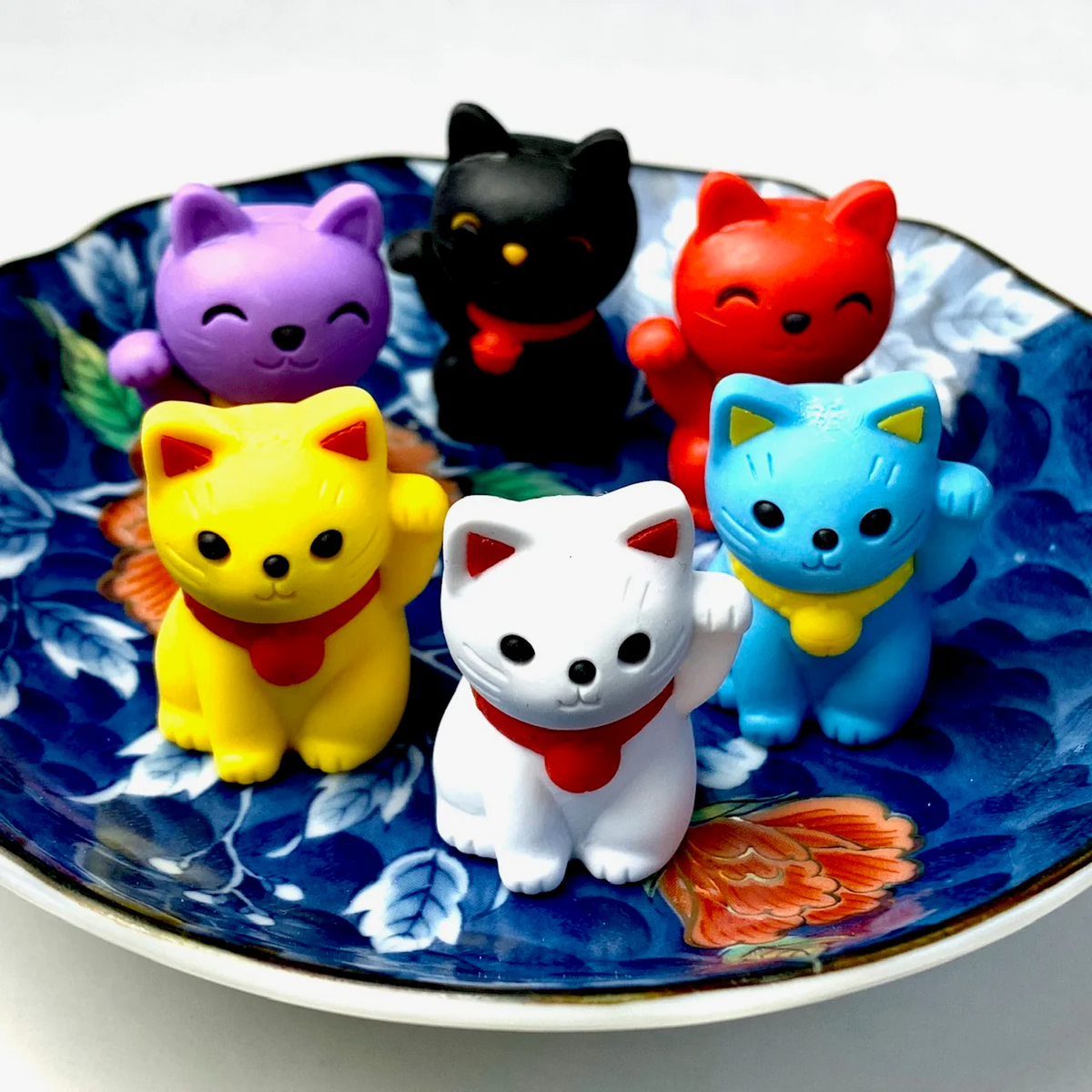 Maneki Lucky Cat Eraser Iwako